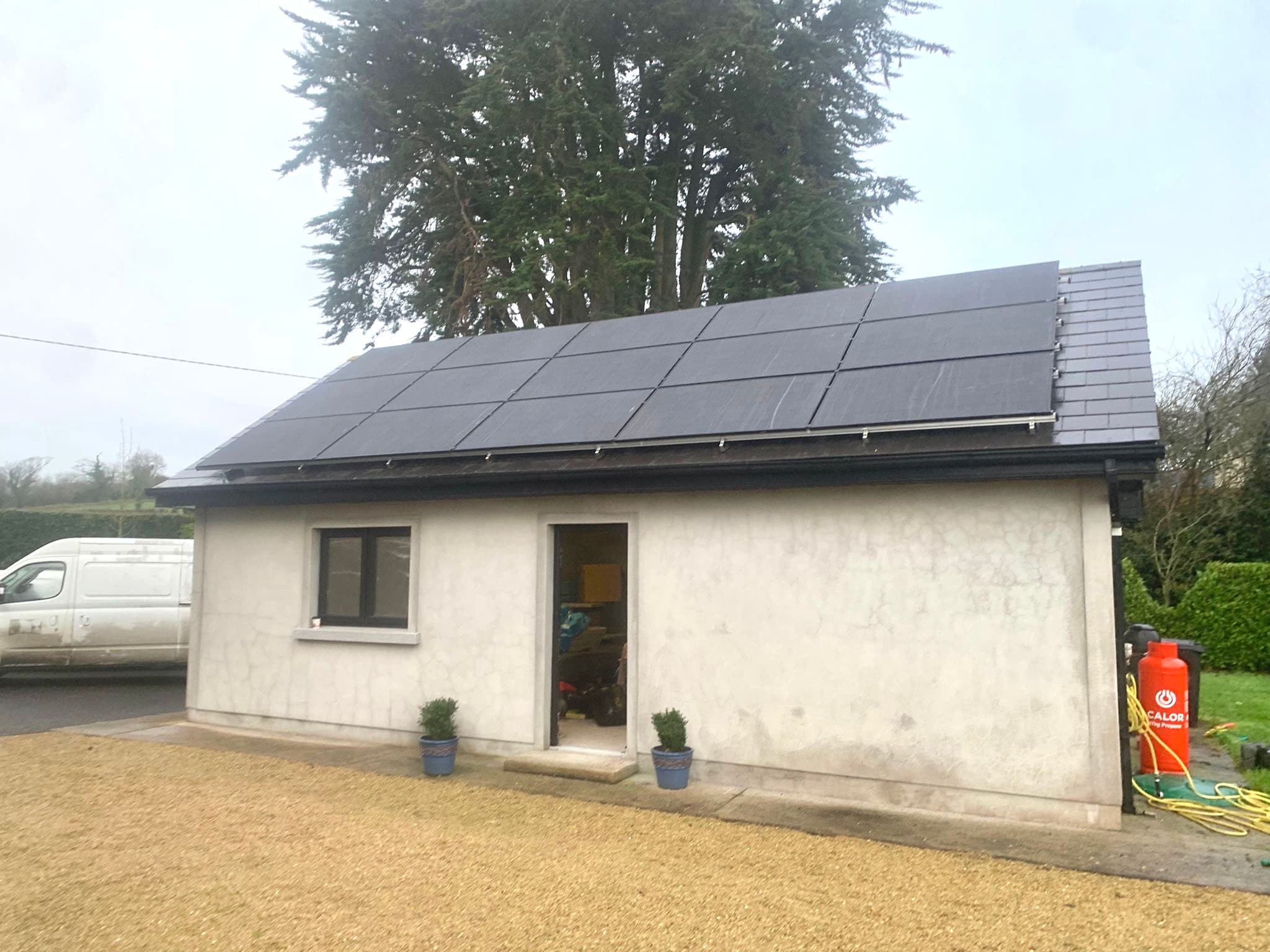 6.9 kW solar roof array – Fennor Developments, Ashbourne