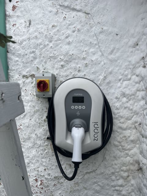 Solar panel installation Grangebellew, solar PV installers Grangebellew – Fennor Developments